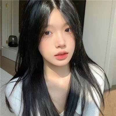 小妮扛枪